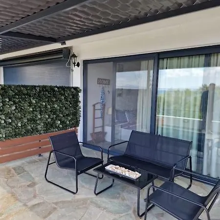 Thalassopetra Private * Kakogkioni